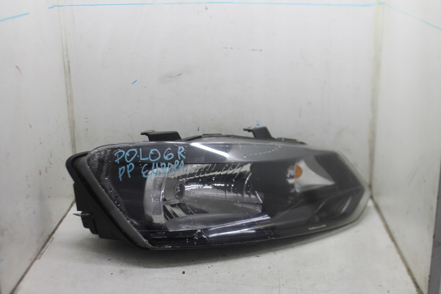 light right front right front TYC VW POLO 6R 09-14 EURO