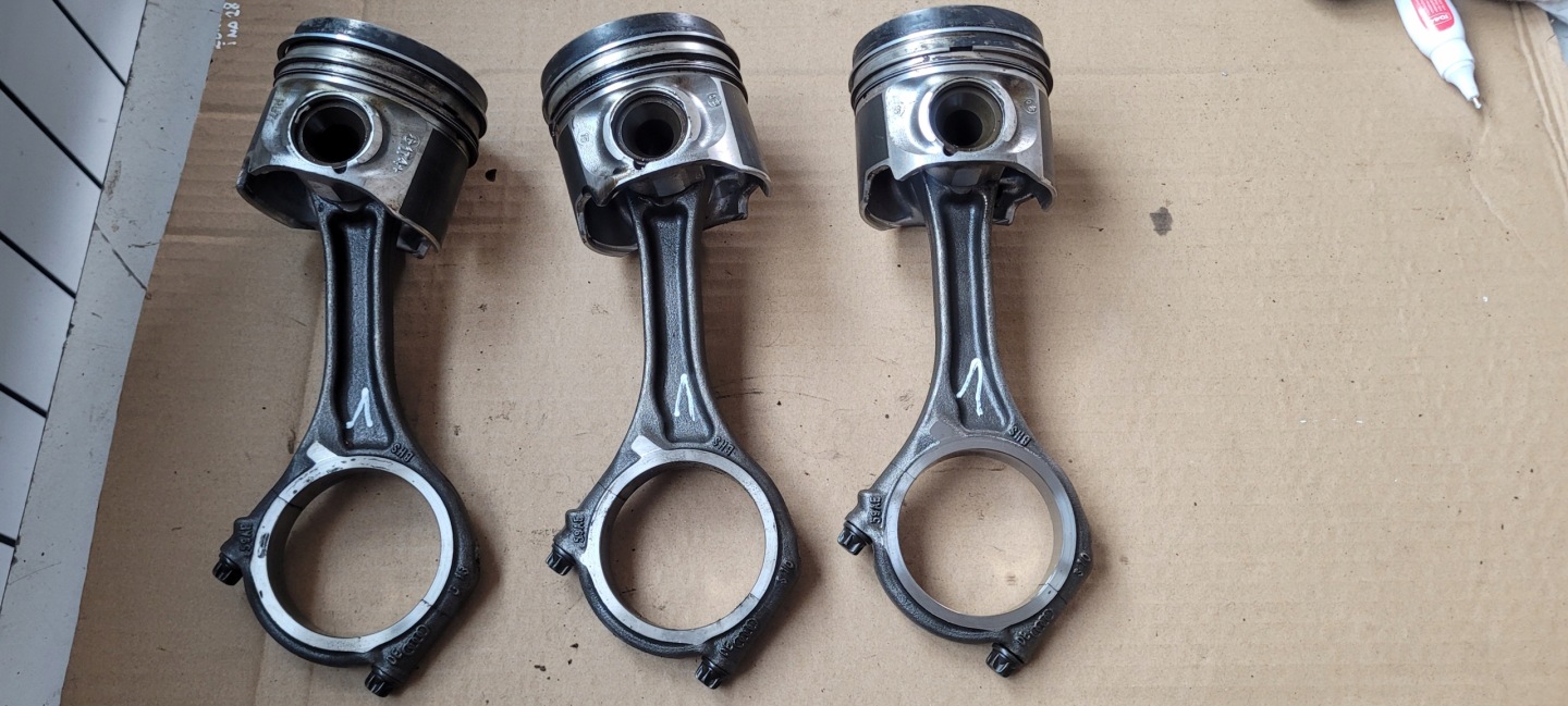 A7 4G pistone Biella 059AE 065DF 3.0 TDI CDU CLA A6 C7 4G A4 B8 Q5 A5