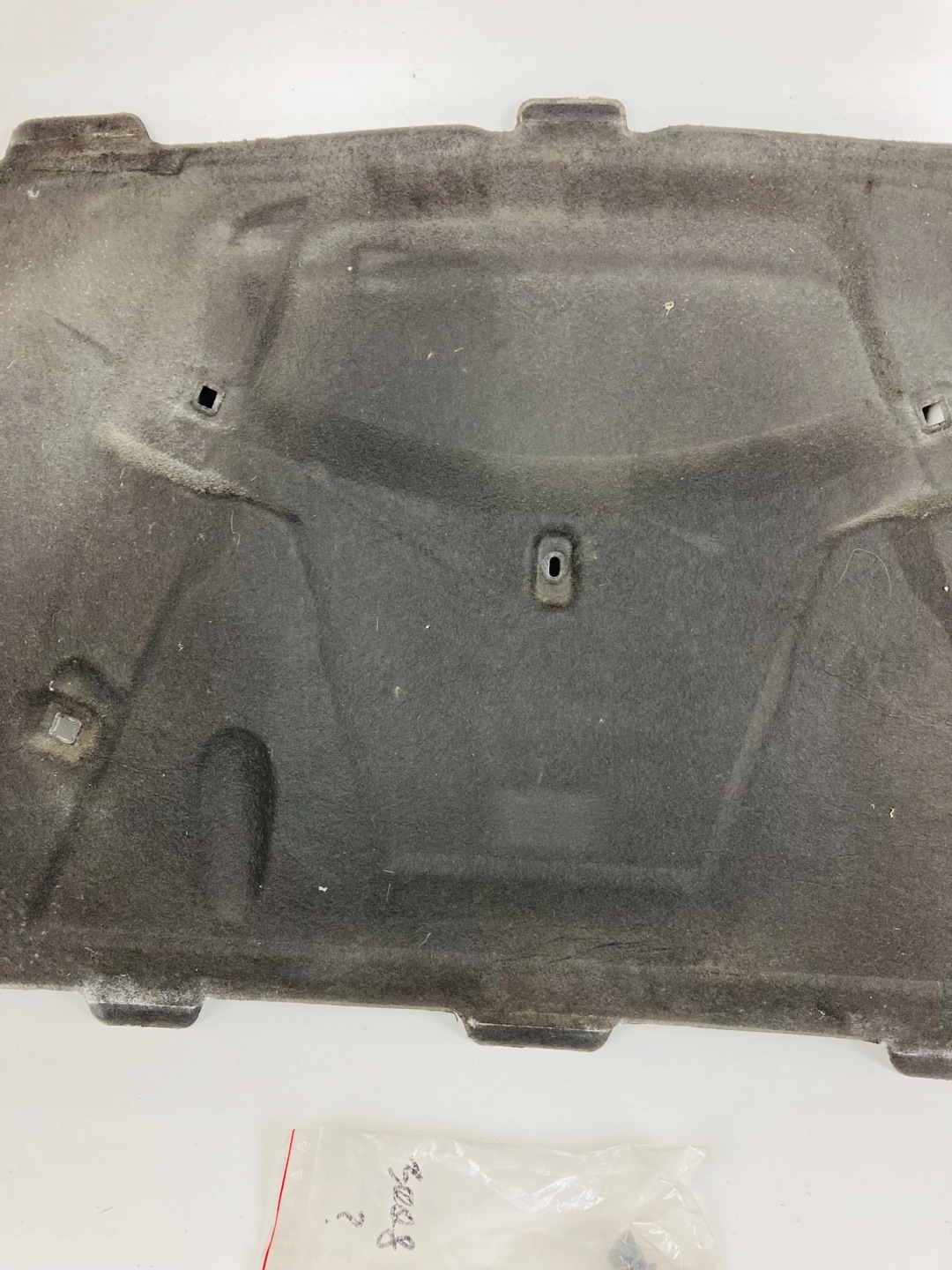 AUDI A4 B8 Insonorisation du capot KOLPKI