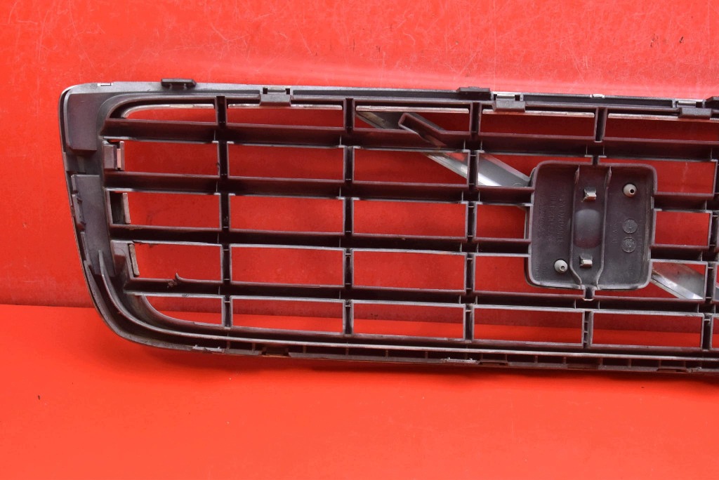 front PREKLADgrill grey CHROM 30764070 VOLVO S80 2 II 06-09