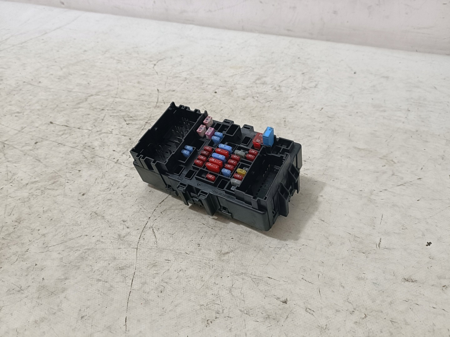 CADILLAC ESCALADE IV 2015 - 6.2 V8 Module fusibles 23200663