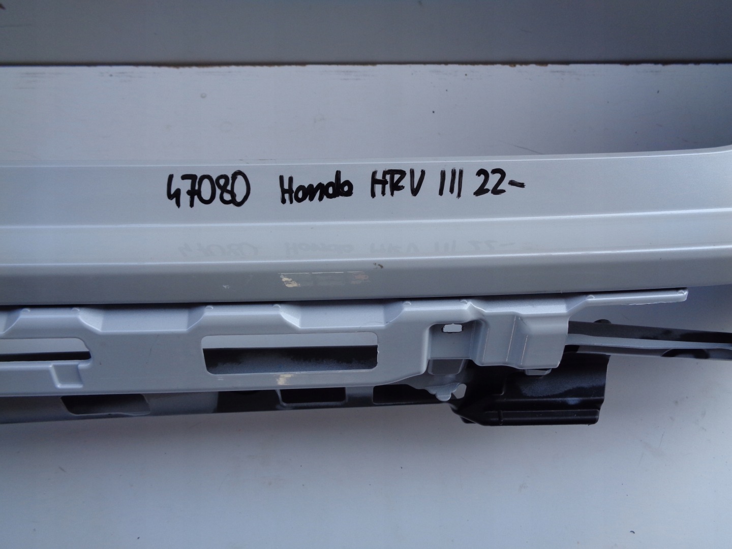 bumper rear HONDA HRV III 22- NR 47080