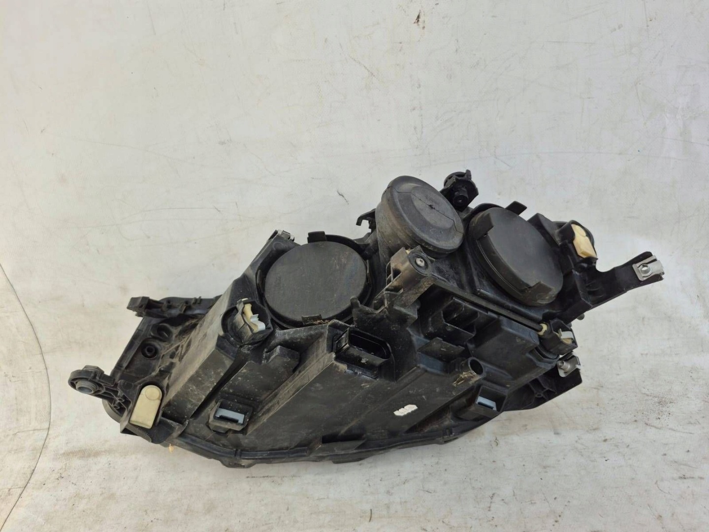 VW T-CROSS 16- light right front front ZWYKLA 2GM941006A