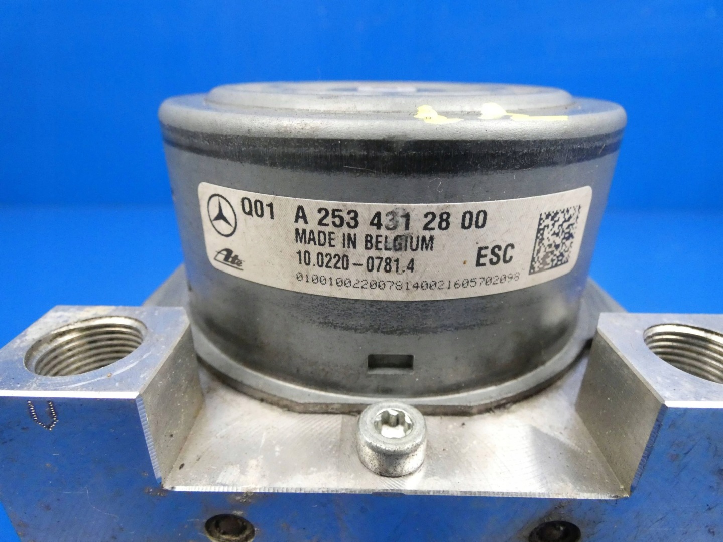 MERCEDES GLC W253 X253 C KLASA W205 pump control unit ABS