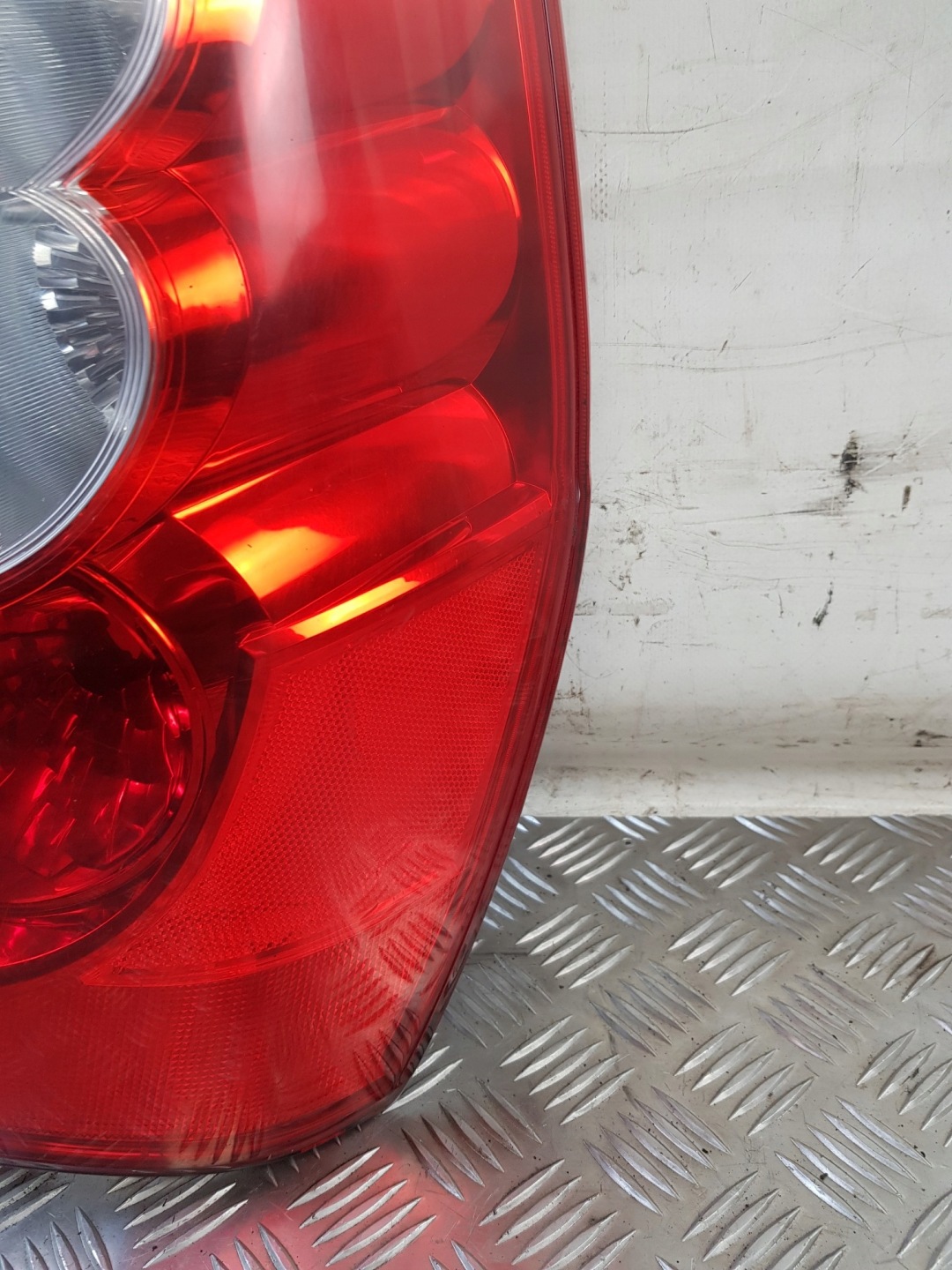 light right rear part P4830R MAZDA 5 06R- EUROPA