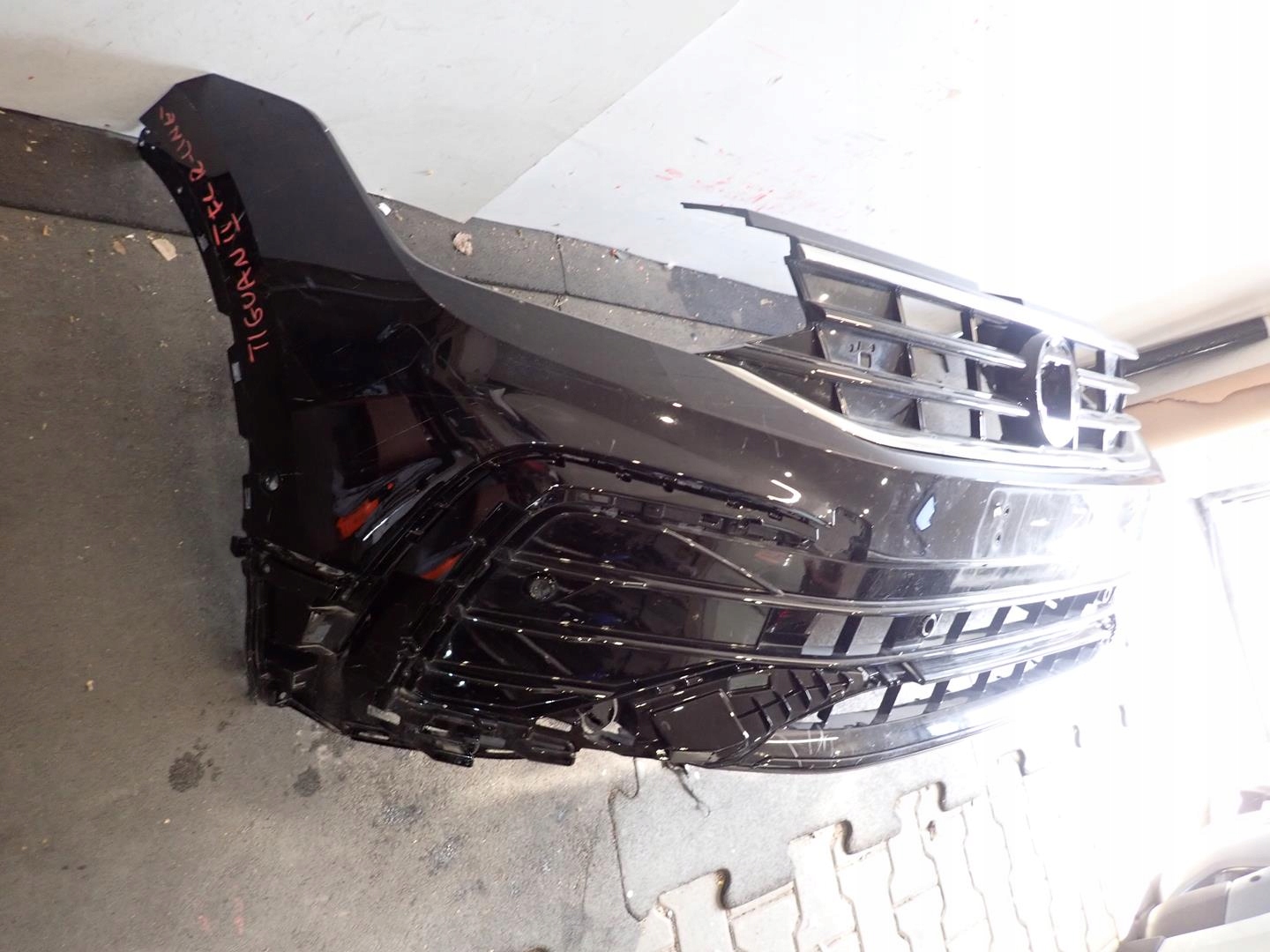 bumper front front VW TIGUAN II LIFT 2020- R-LINE 5NA807221D
