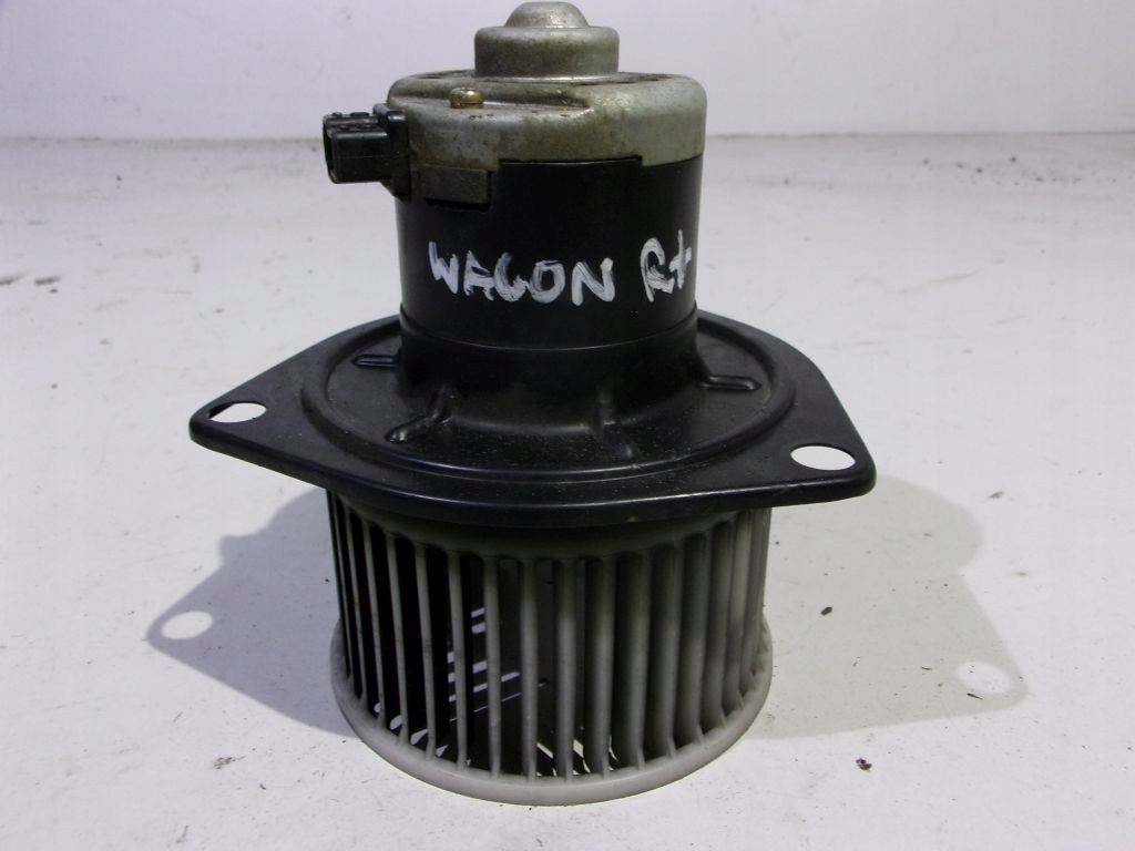 Suzuki Wagon R+ fan heating