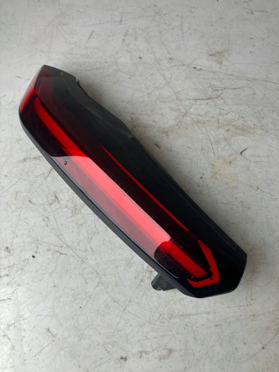 light left rear part to the bonnet CITROEN C4 III 9831120680