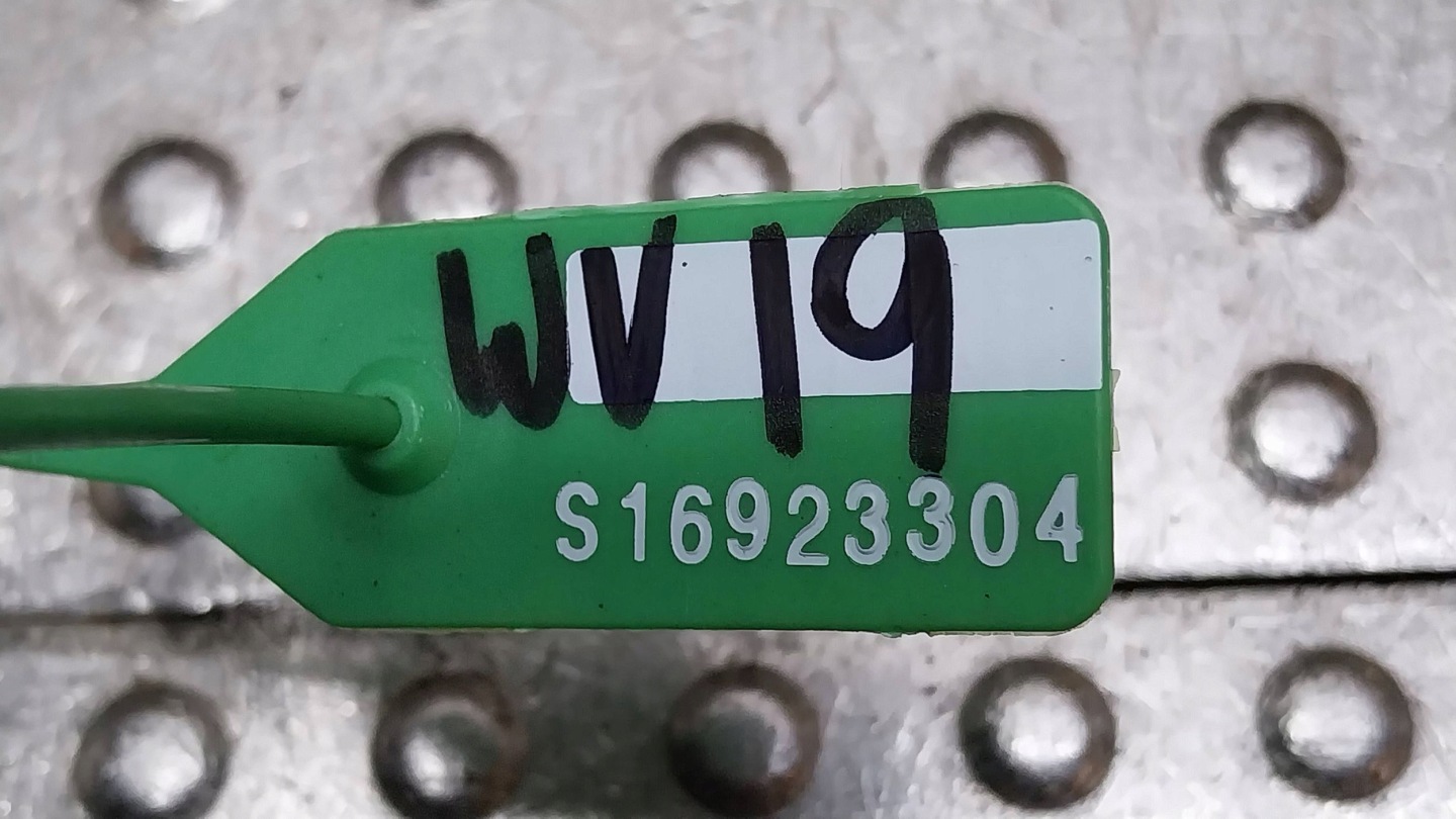 arm right front 9492108 P8649542 VOLVO S80 and