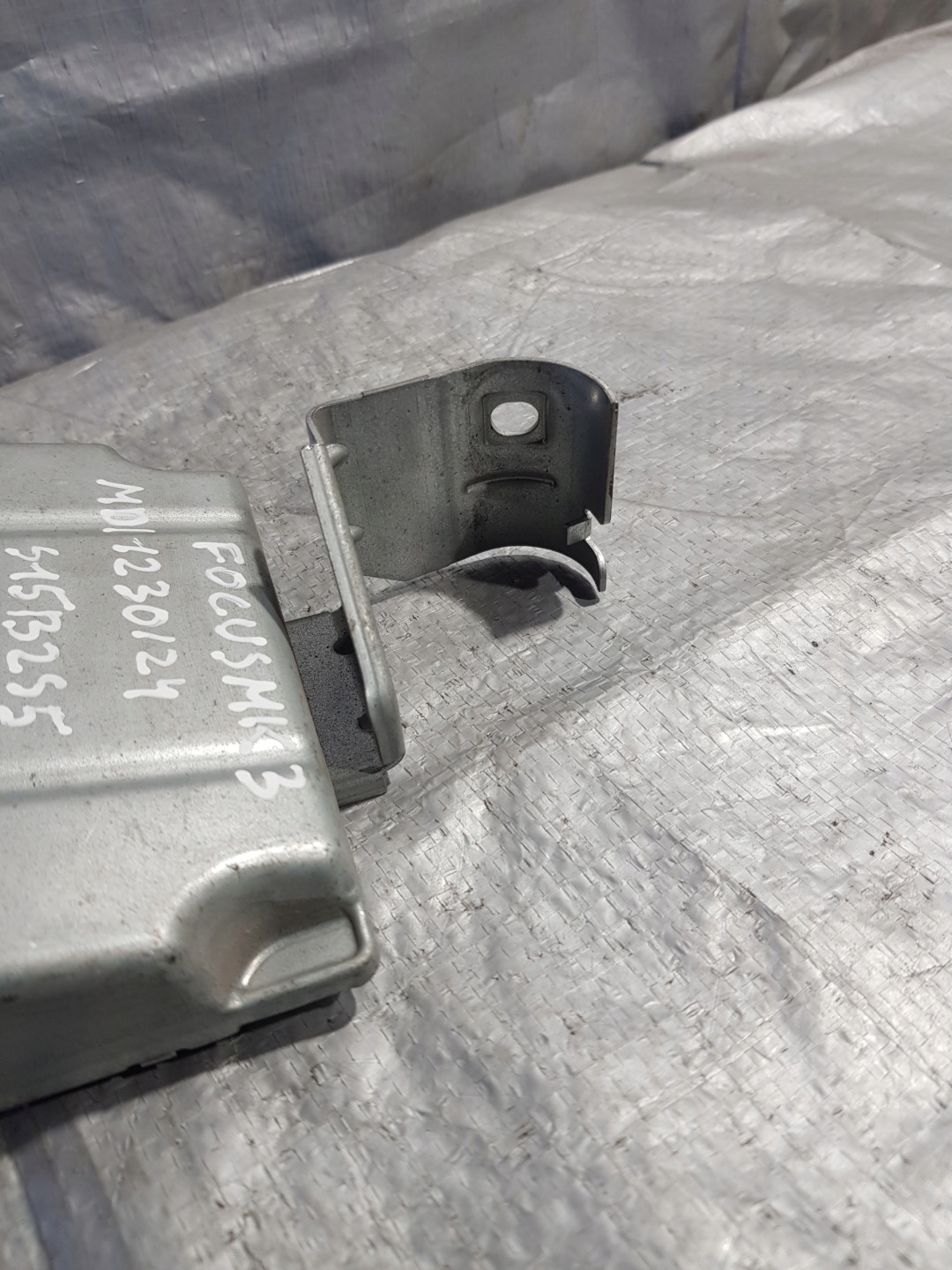 FORD FOCUS MK3 voltage module BV6T-14B526-AA