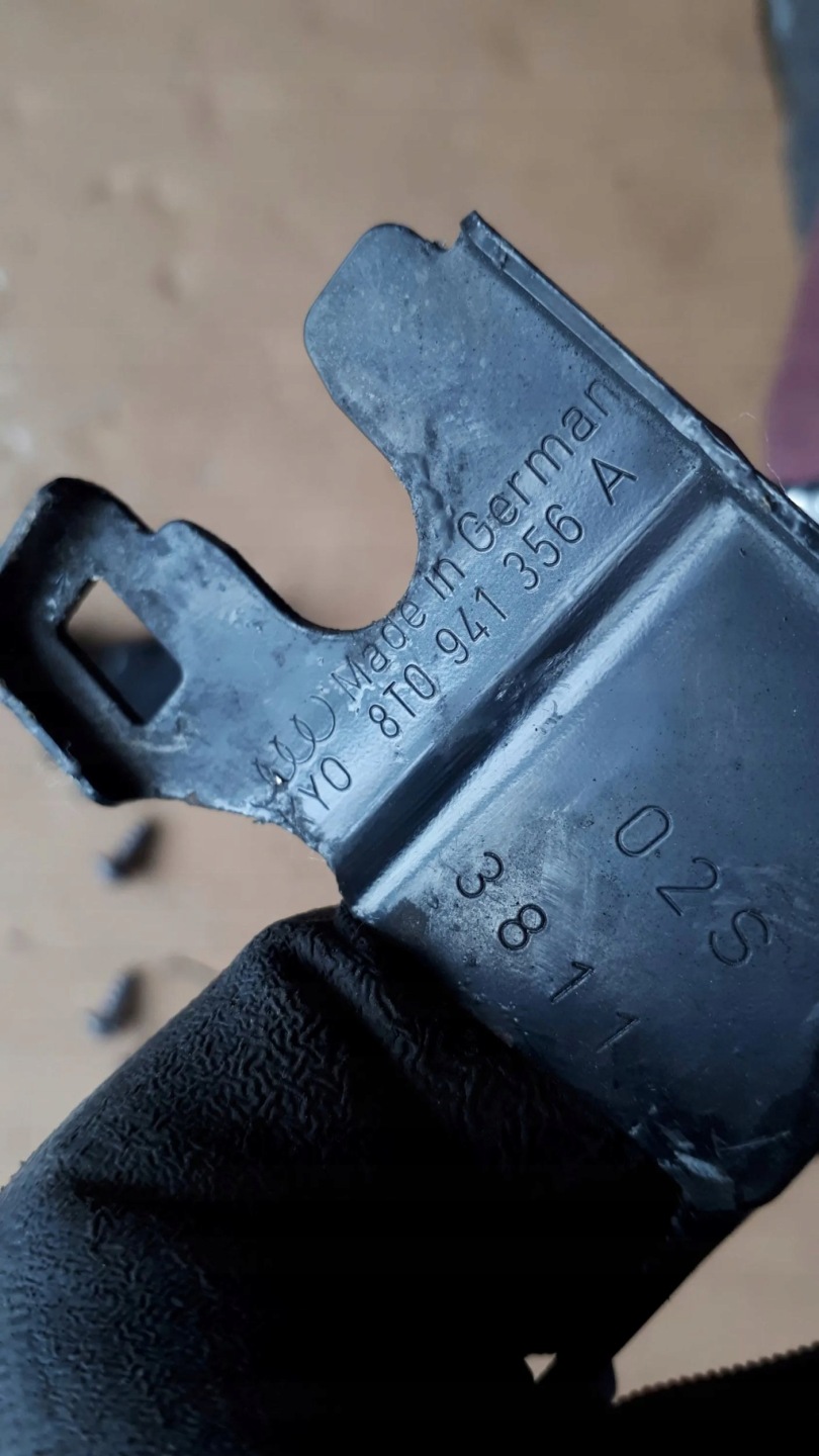 A5 8T LIFT bracket holder lights supports left right