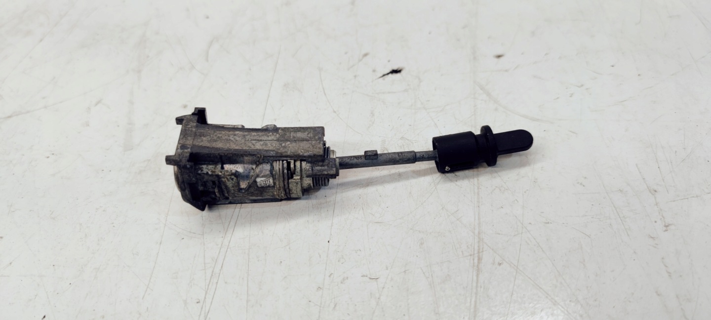 lock cylinder door left front AUDI A6 C7 A7 4G8837167