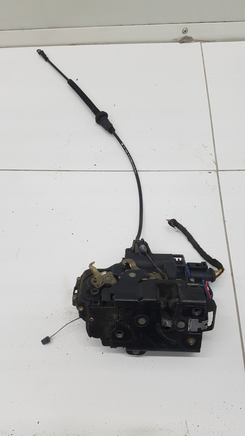 lock door left front SEAT IBIZA 3 8 PIN