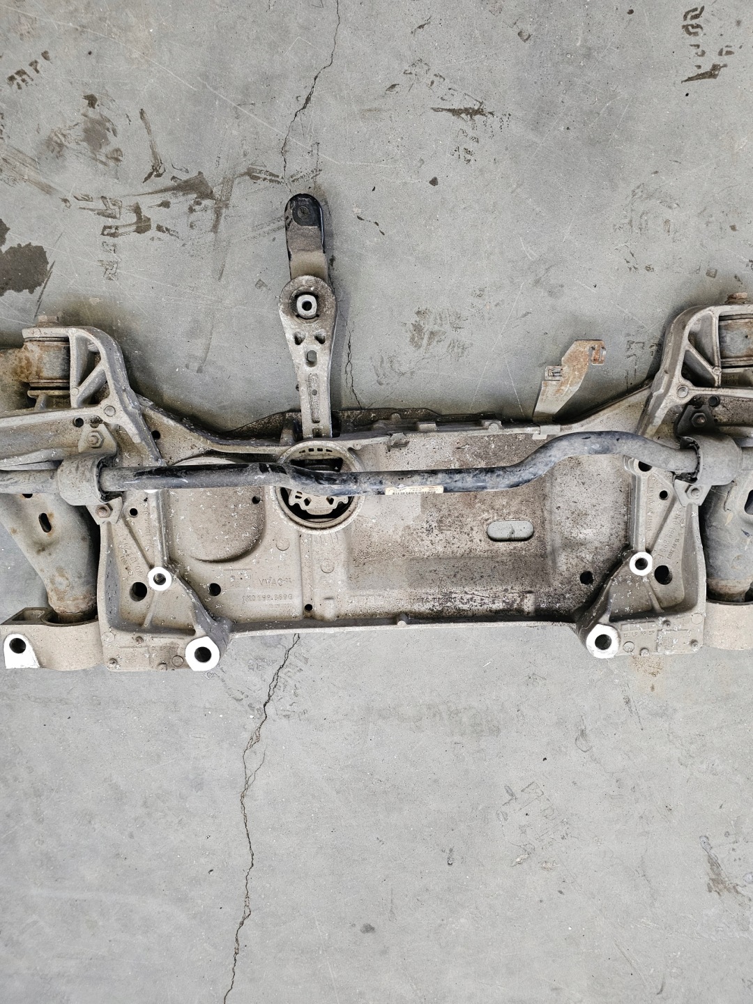 VW CADDY III 03-10 subframe axle beam axle beam 1K0199369G