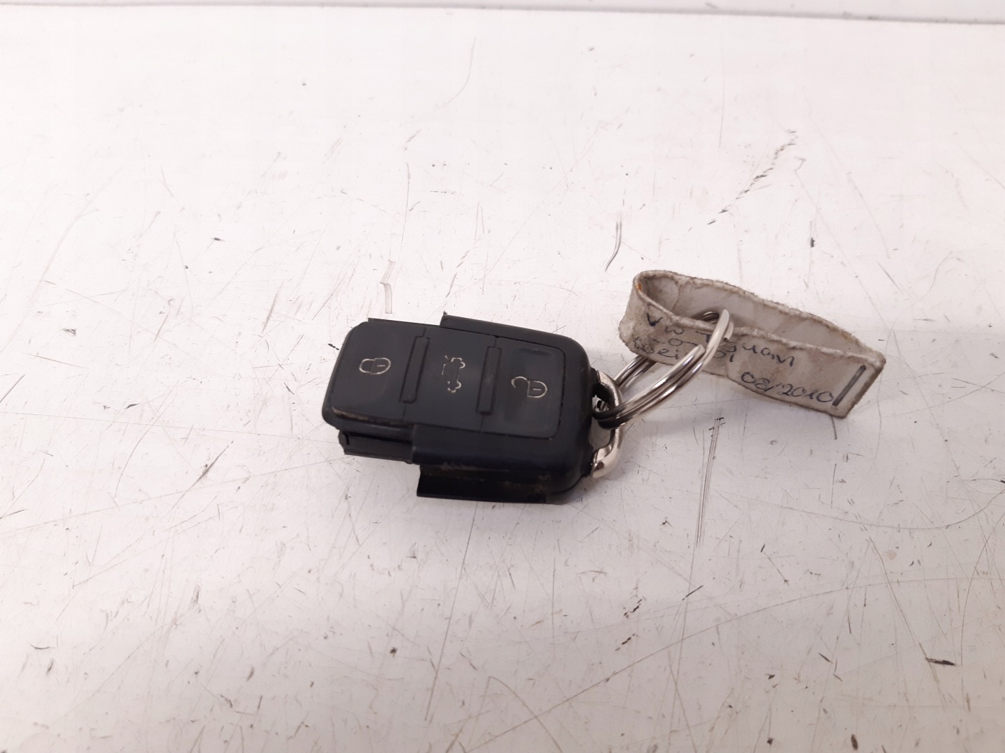 Pilot kluczyka 1K0595753G VW Tiguan