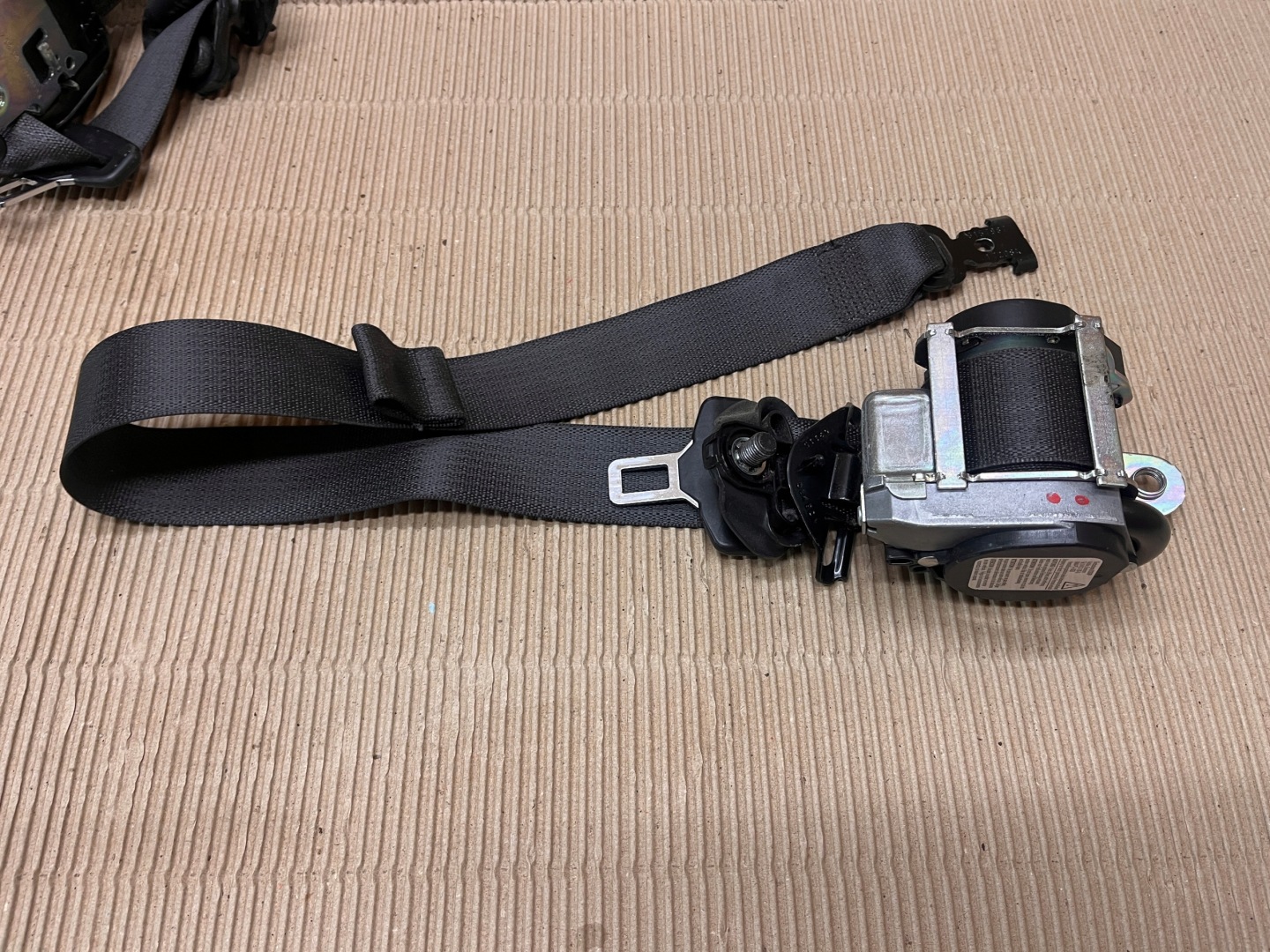 OPEL ZAFIRA C seat belt right front 13394800