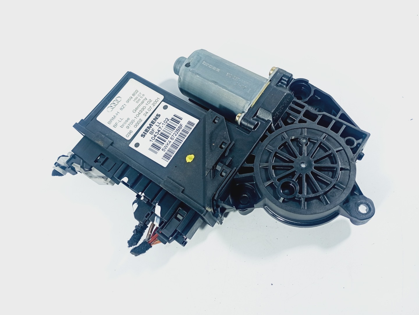 engine mini motor windows right front OE 8Z1959802 Audi A2 99-05
