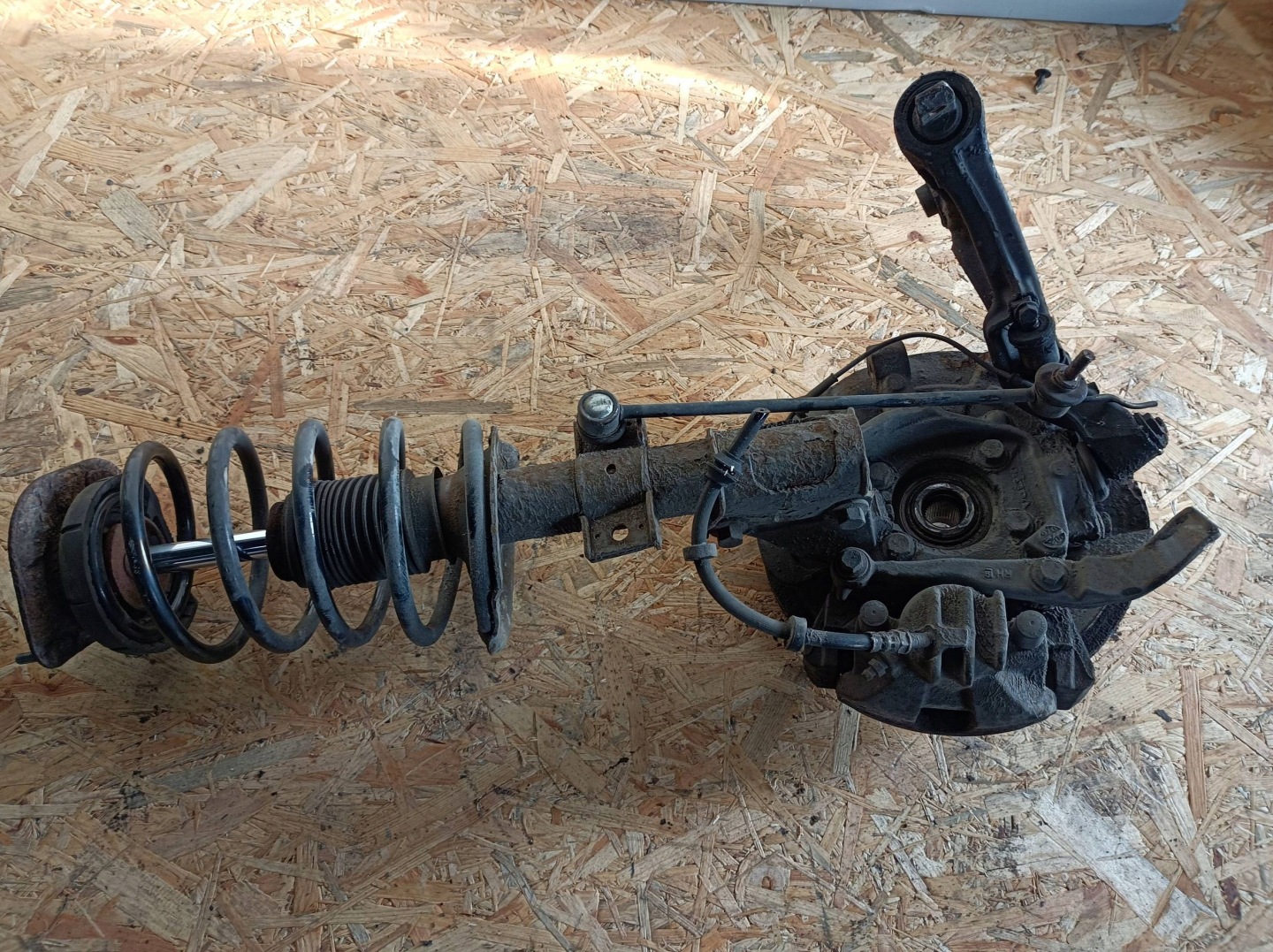 glavčina prednja igle amortizer Volvo S80 2003 s80-99-03