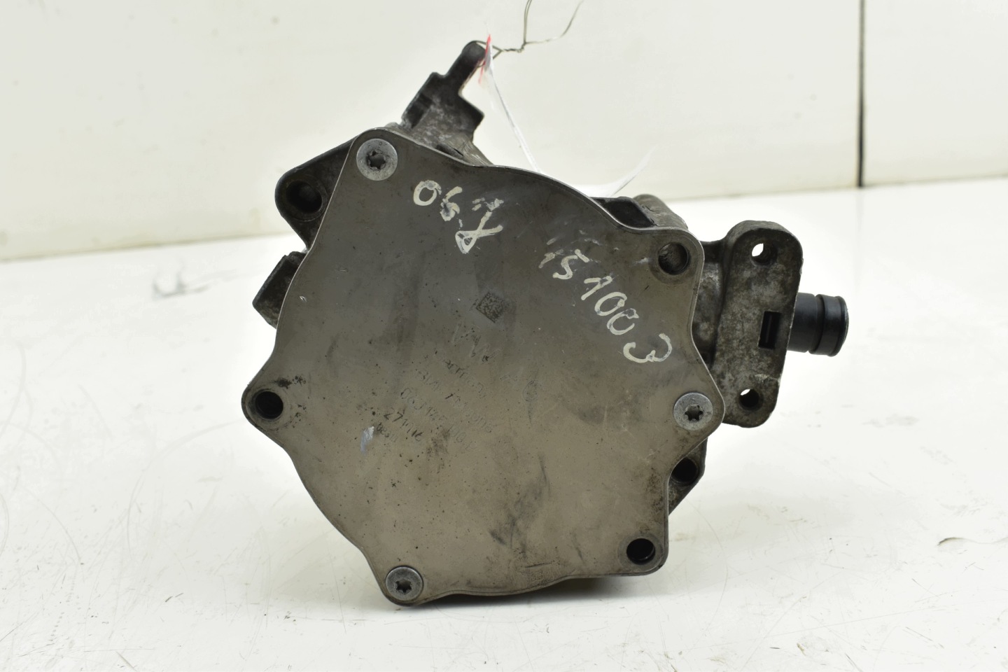 pompa Vacum AUDI A3 A4 LEON II EXEO SUPERB VW GOLF VI 1.8 TSI 06J145100P