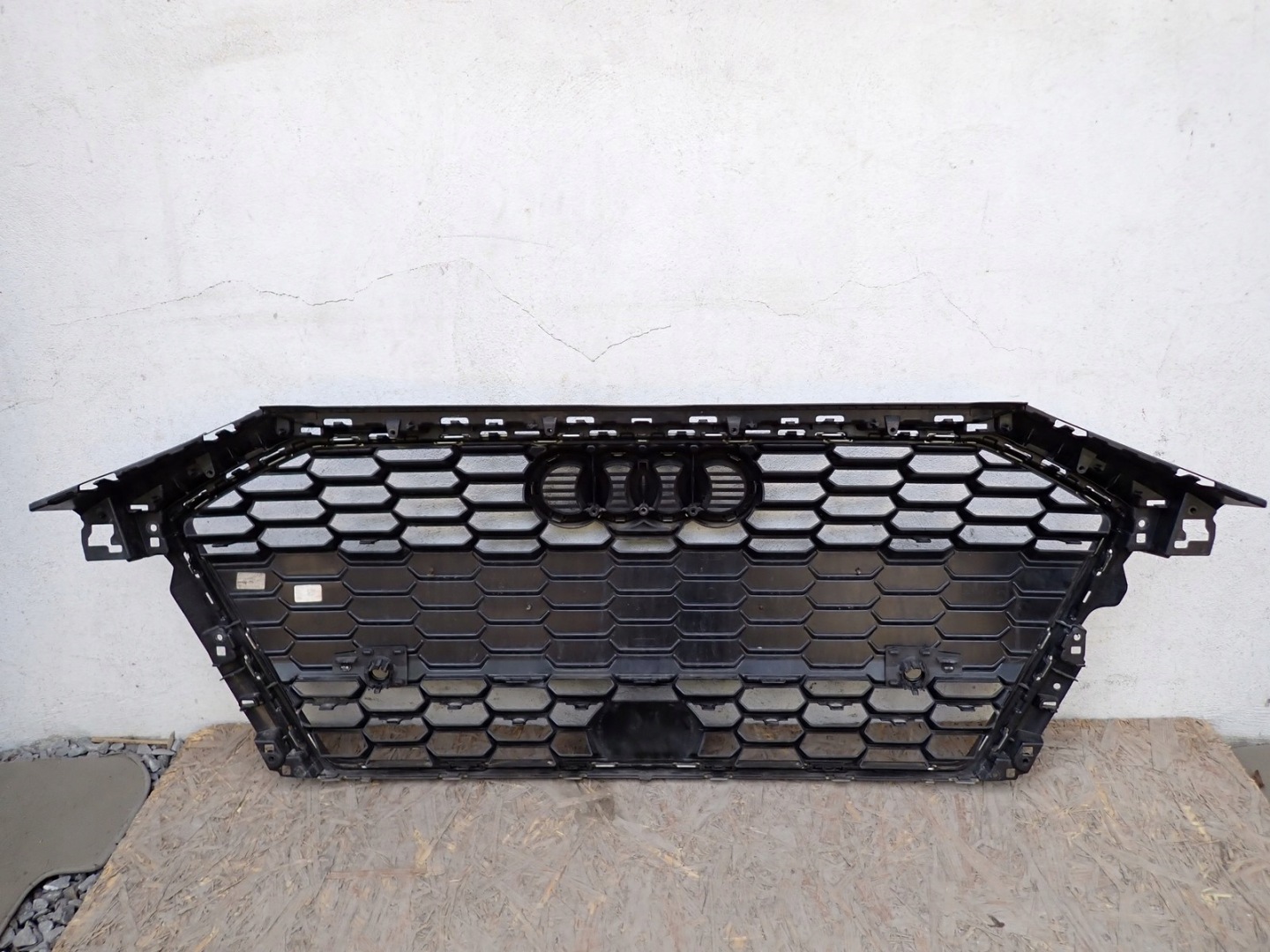 mask hűtőrács AUDI A3 8Y 8YA 2020- 8Y0853651B