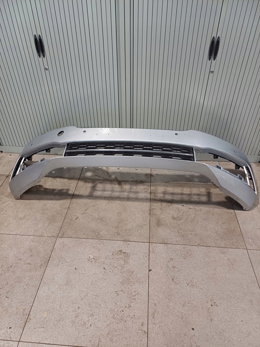 bumper front front SKODA SUPERB 3 III LIFT 19R- 3V0807221F 6 X PDC