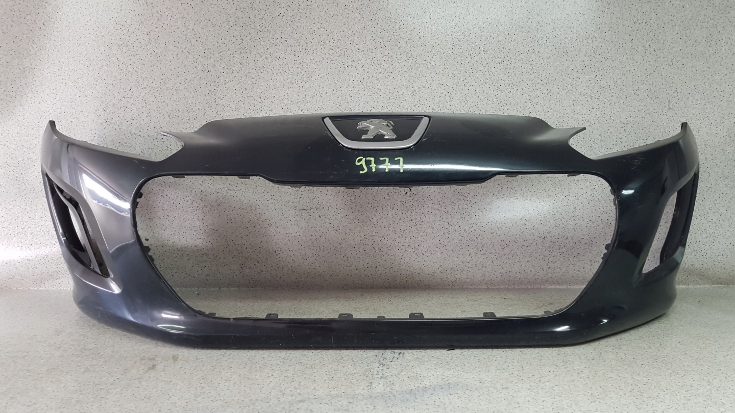 PEUGEOT 308 T7 LIFT 2011 - bumper front 9777