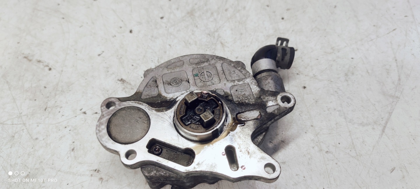 POMPA VACUM AUDI VW SEAT 03L145100 ORIGINALE !!!