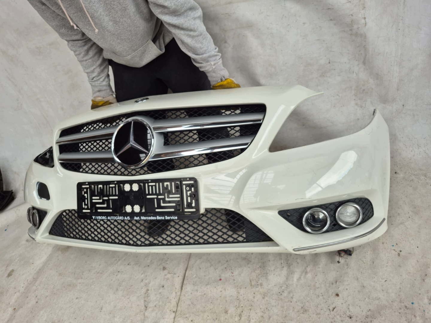 MERCEDES B KLASA W246 11- bumper front front without DZIUR LAK.650