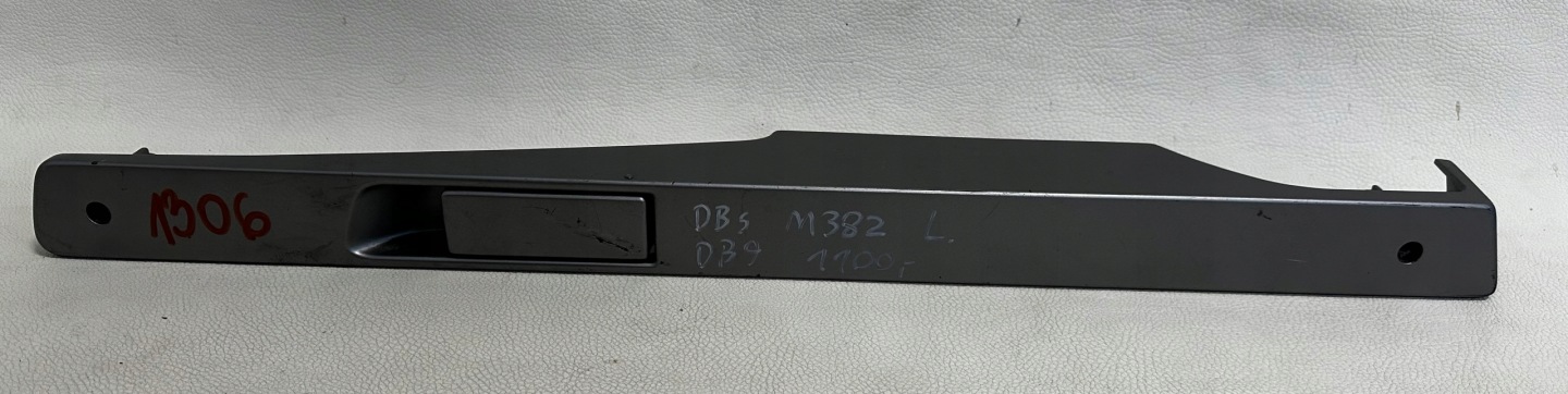 Aston Martin DB9 DBS handle inner left 4G43-24105