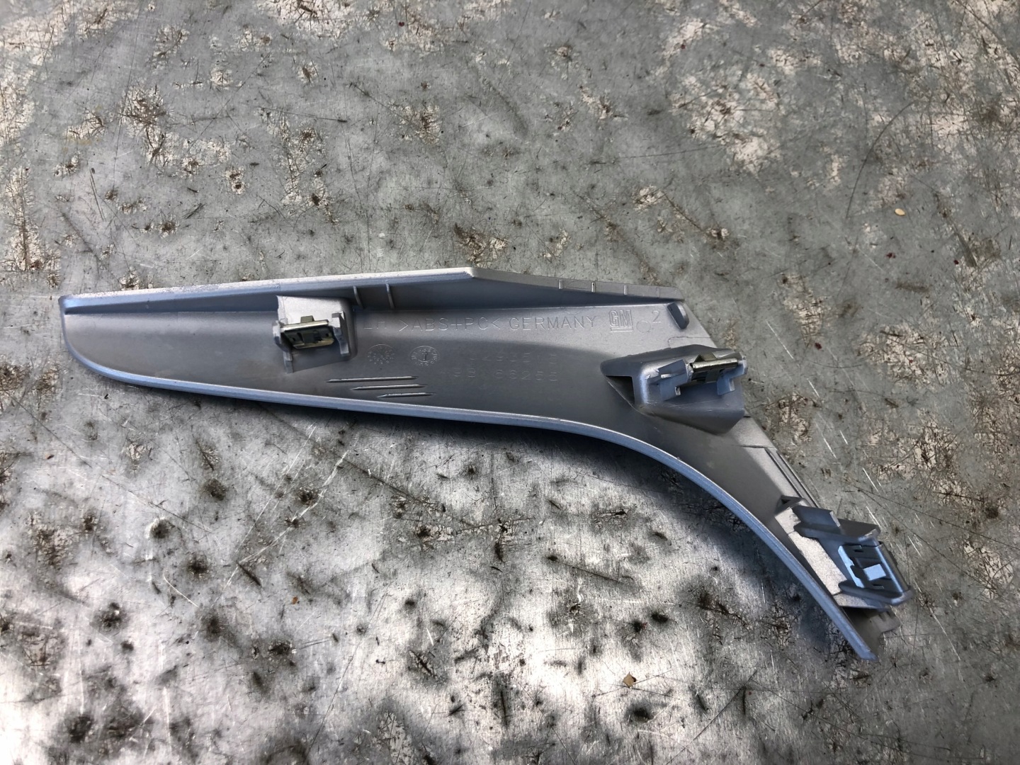 Moulage DEKOR Console OPEL ZAFIRA C 13293515