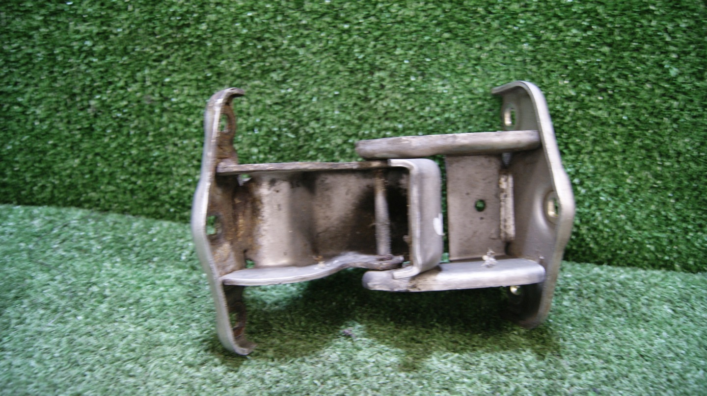 hinge door SKRZYDELKOWYCH PRAWYCH RENAULT TRAFIC 2