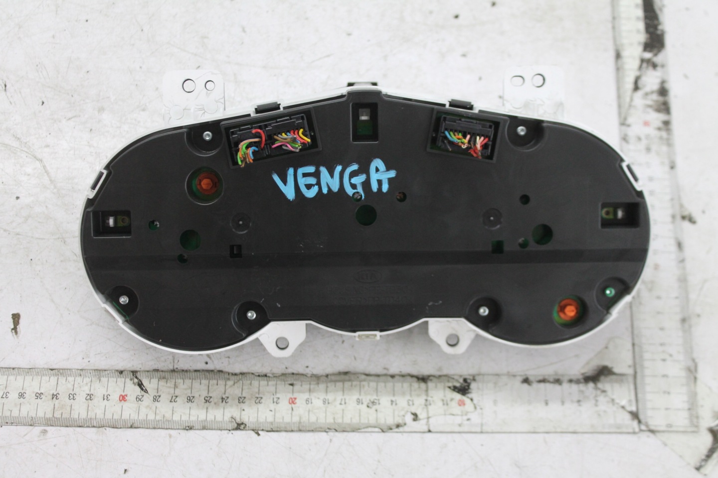 dials dials 94001-1P631 VENGA 09-14 UK