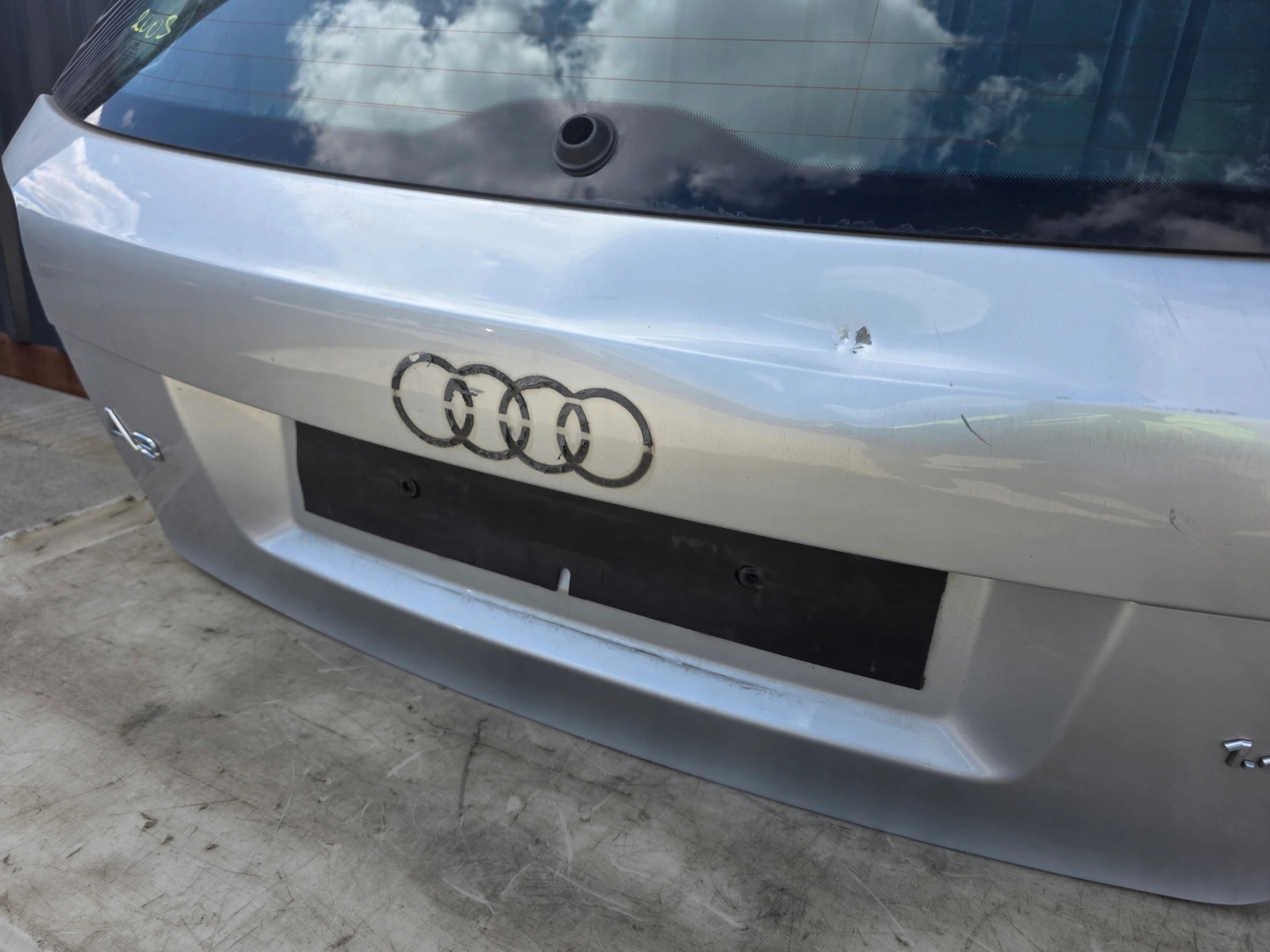 boot door AUDI A3 8P 3-door 2003-2011 without KOROZJI LX7W !!!