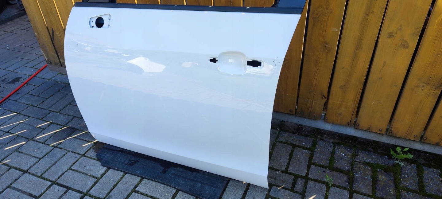 door front front left Opel Zafira C 40R