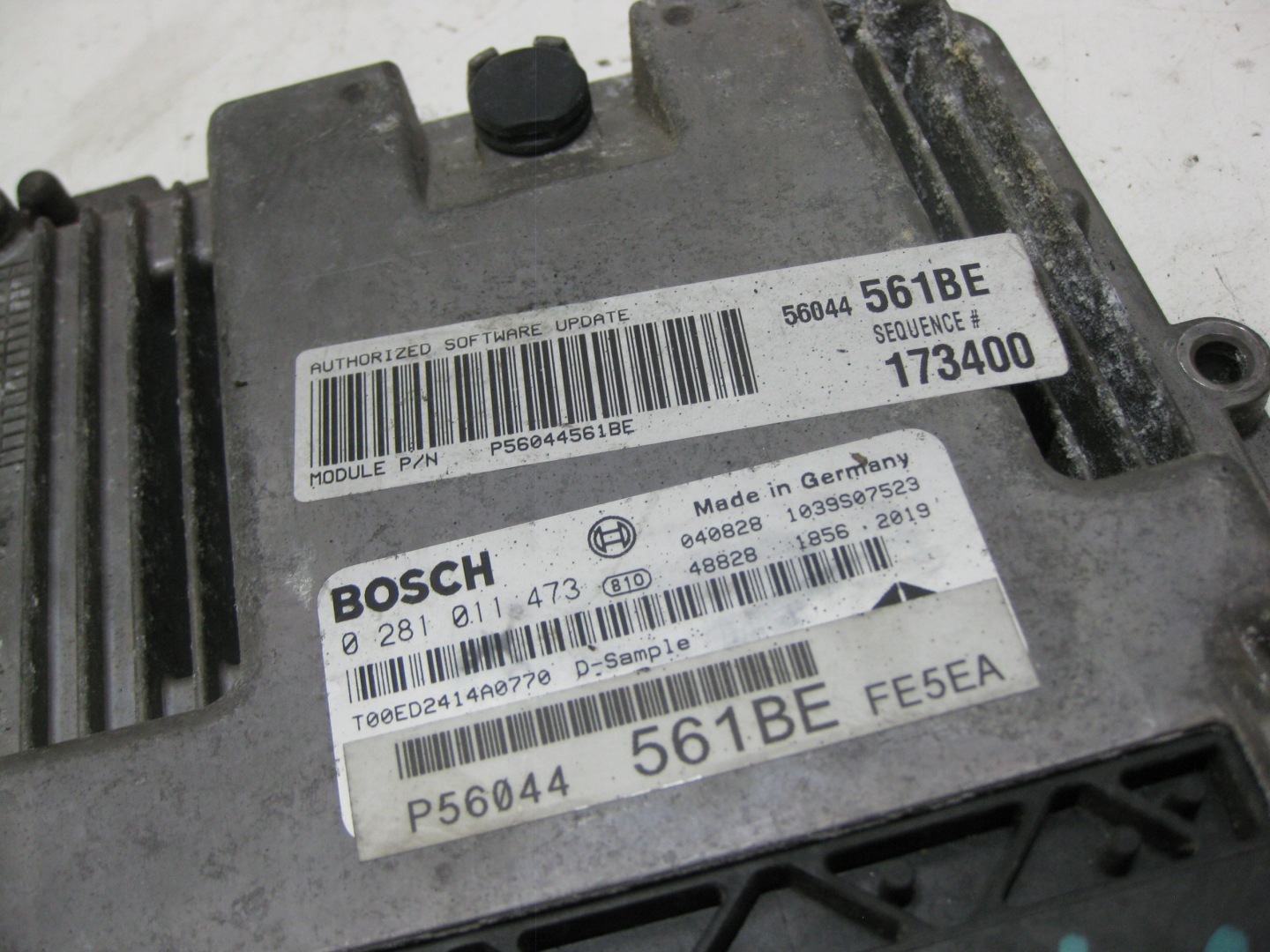 JEEP CHEROKEE LIBERTY KJ computer control unit of the engine 0281011473 P56044558CC
