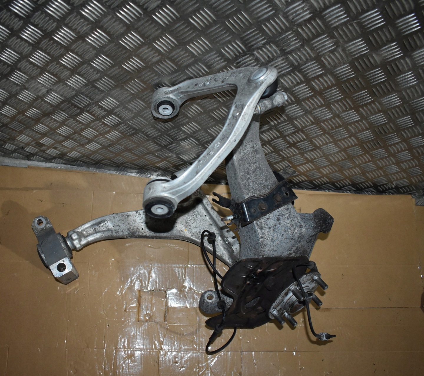 IDEALNE sususpension front front right NISSAN GT-R R35 1