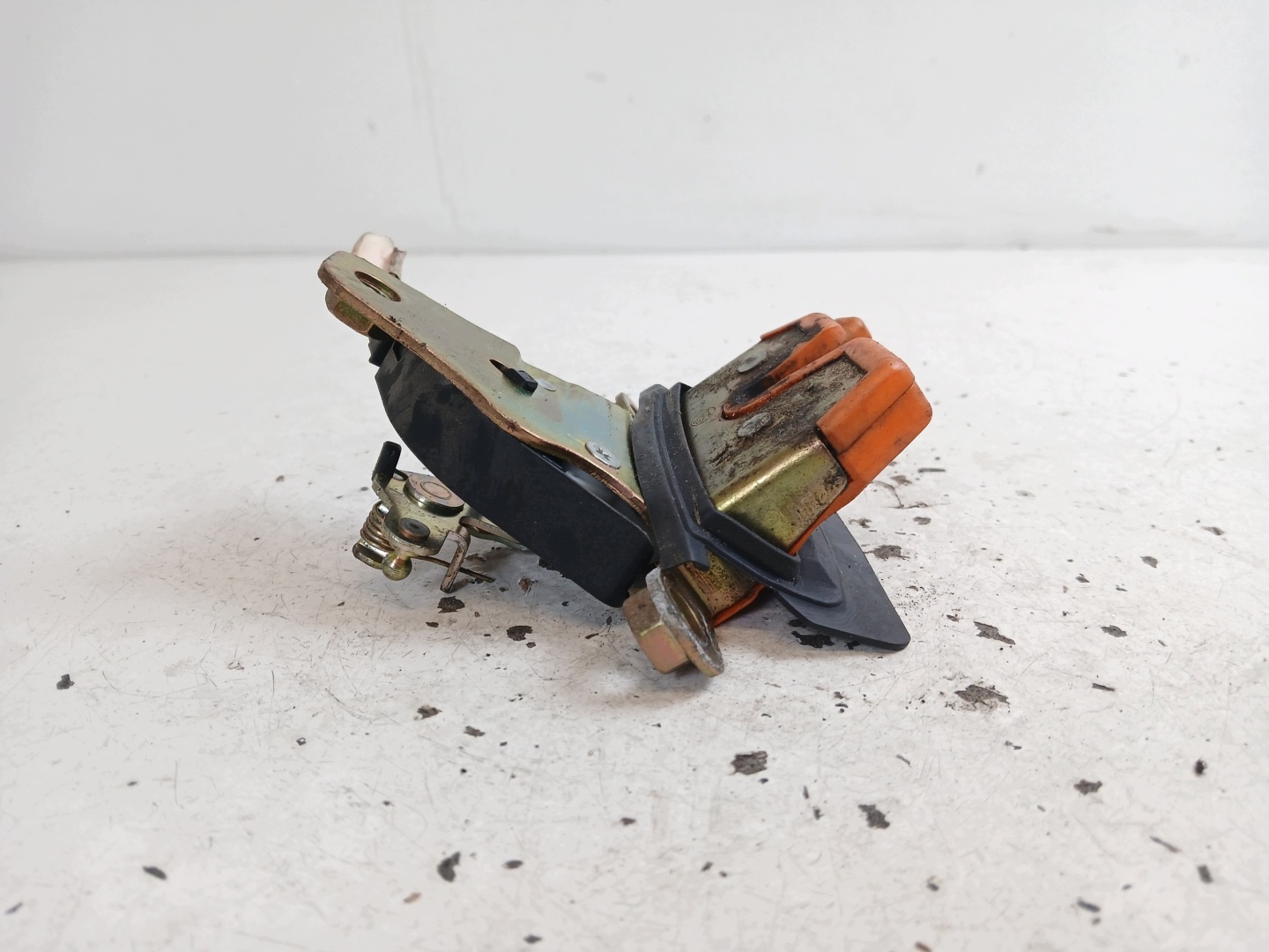 SKODA OCTAVIA and KOMBI lock bonnet boot 1U9827501F