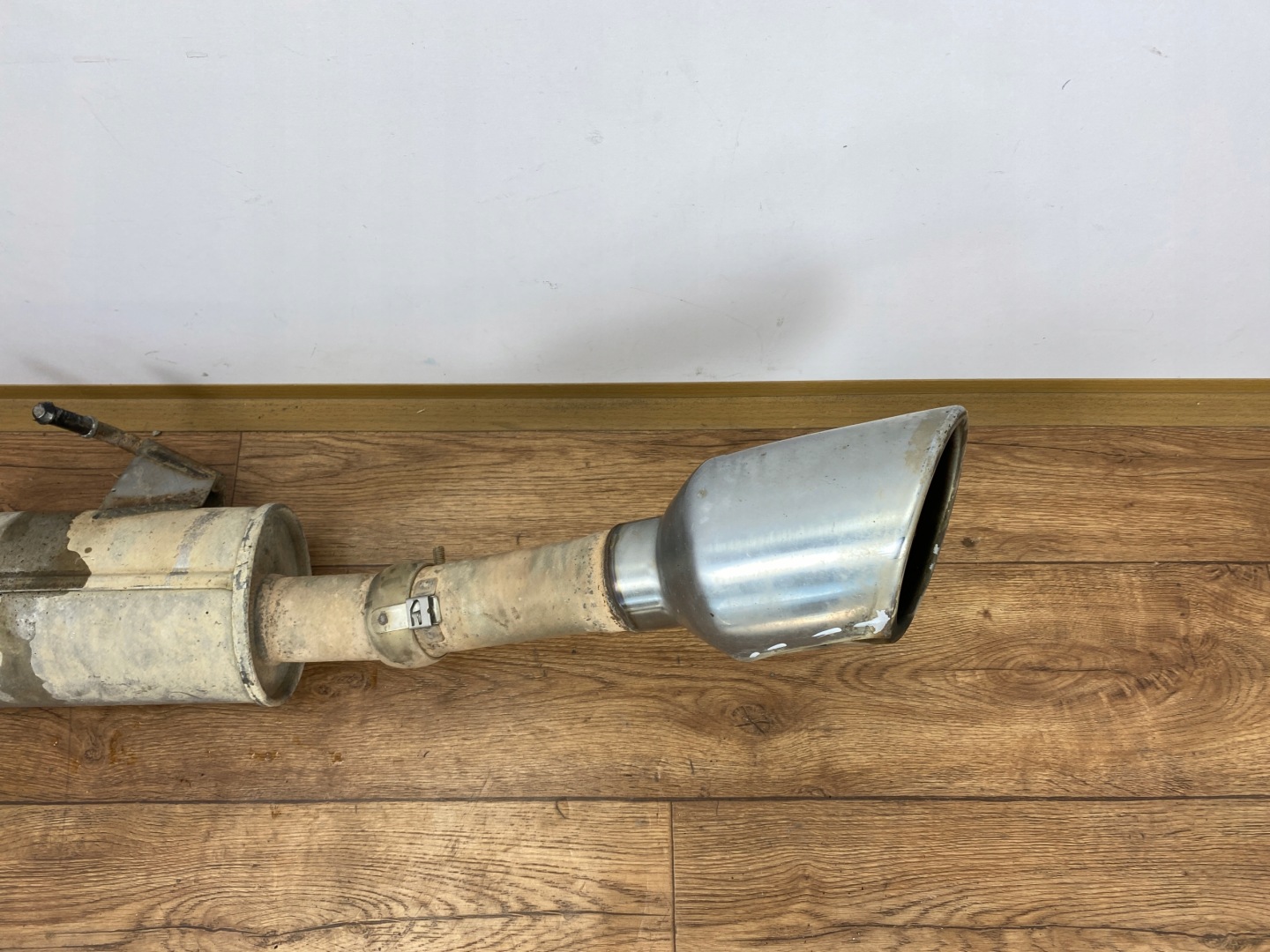 Tlumik koncowy koncovka výfuku Ram 1500 2019+ USA