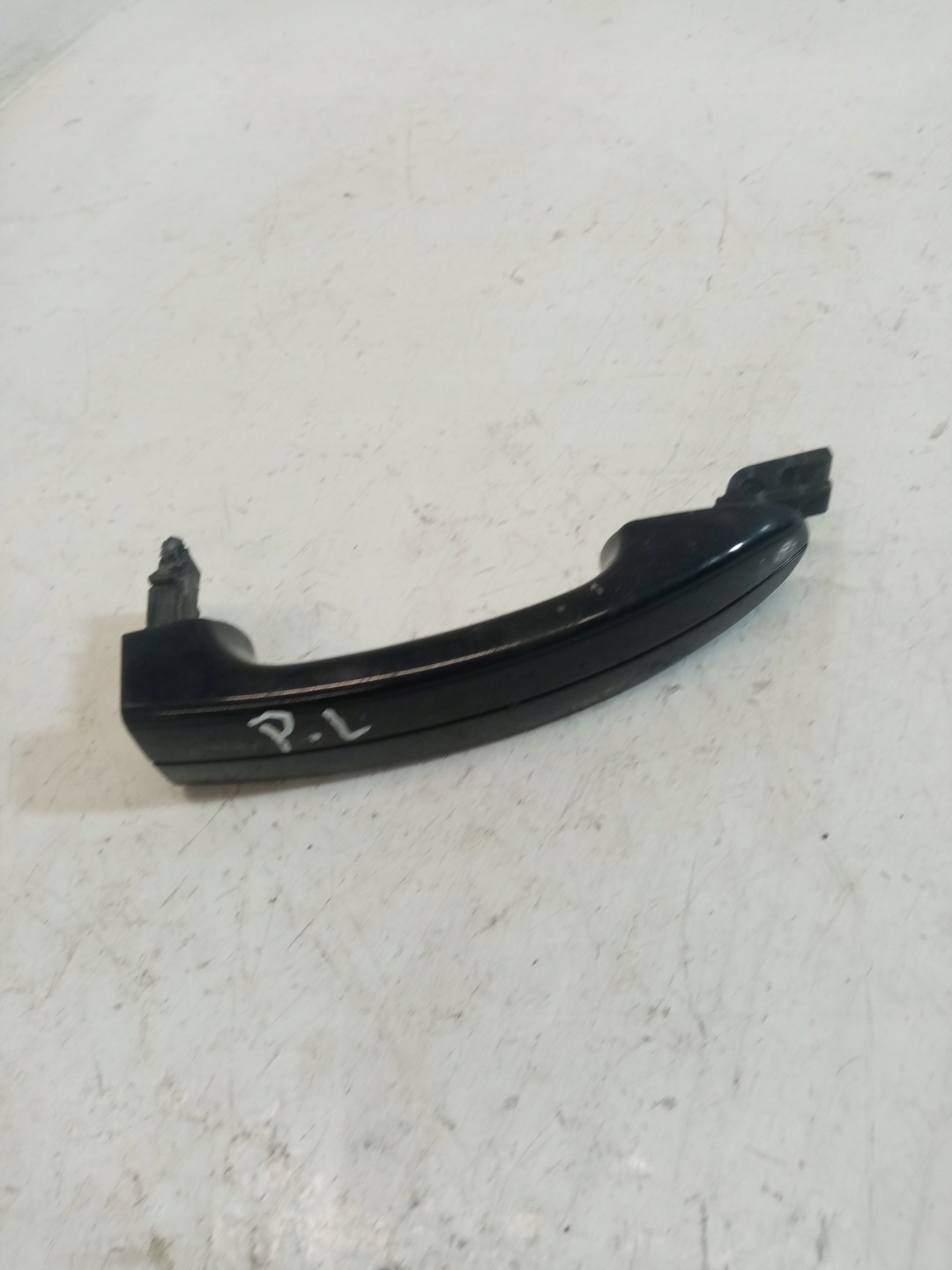 handle left front exterior FORD MONDEO MK 4 6M21-U22404-BC