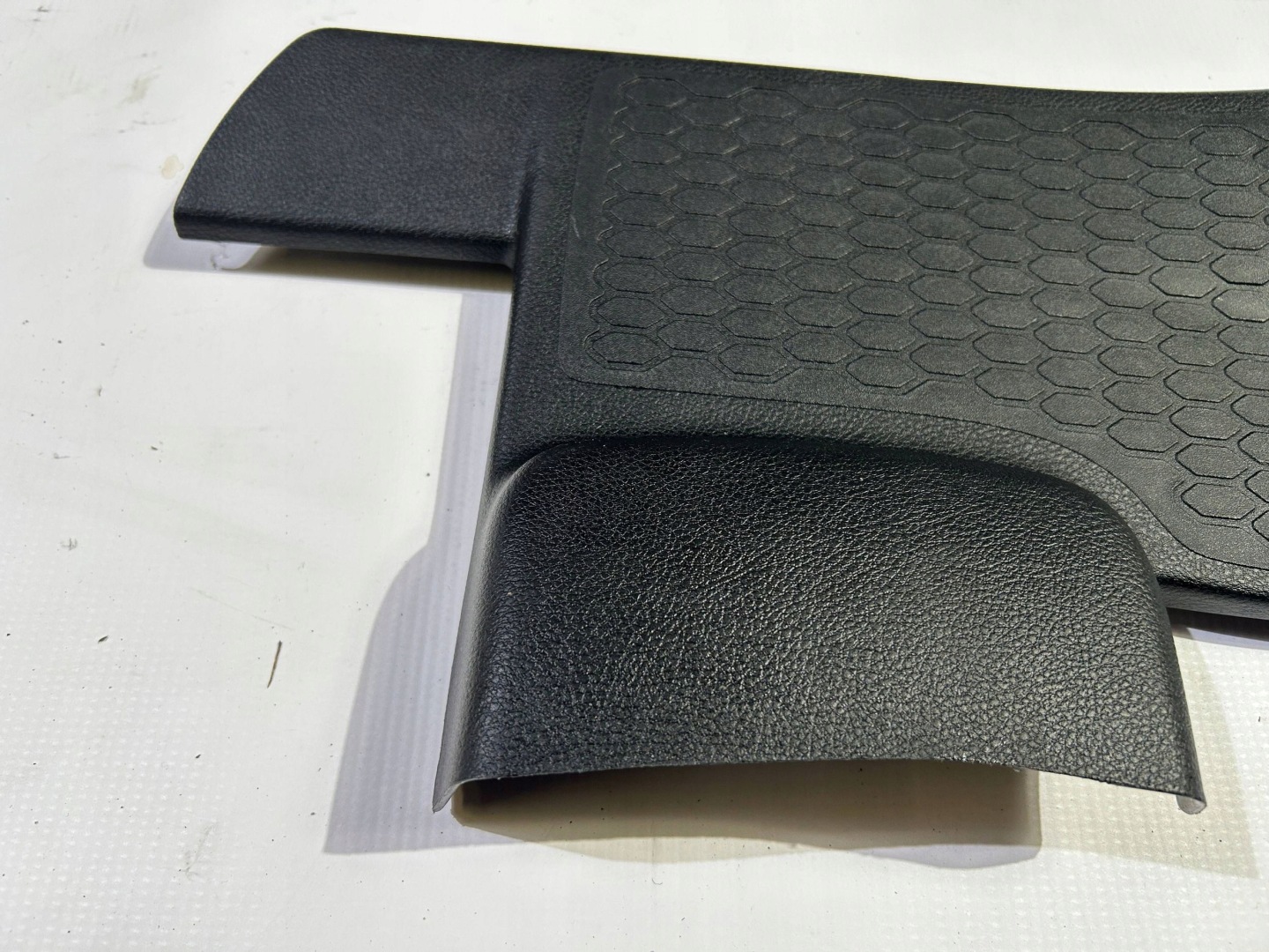 moulding cover threshold right rear part rear. right Dodge Durango 2014
