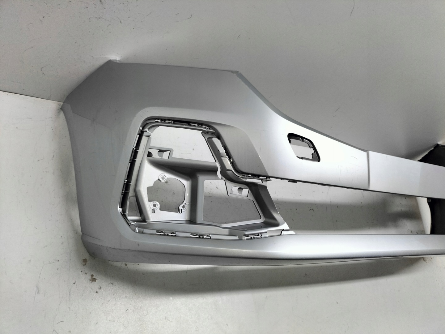 FRONTSTOSSSTANGE VORNE FORD TRANSIT CONNECT III MK3 22