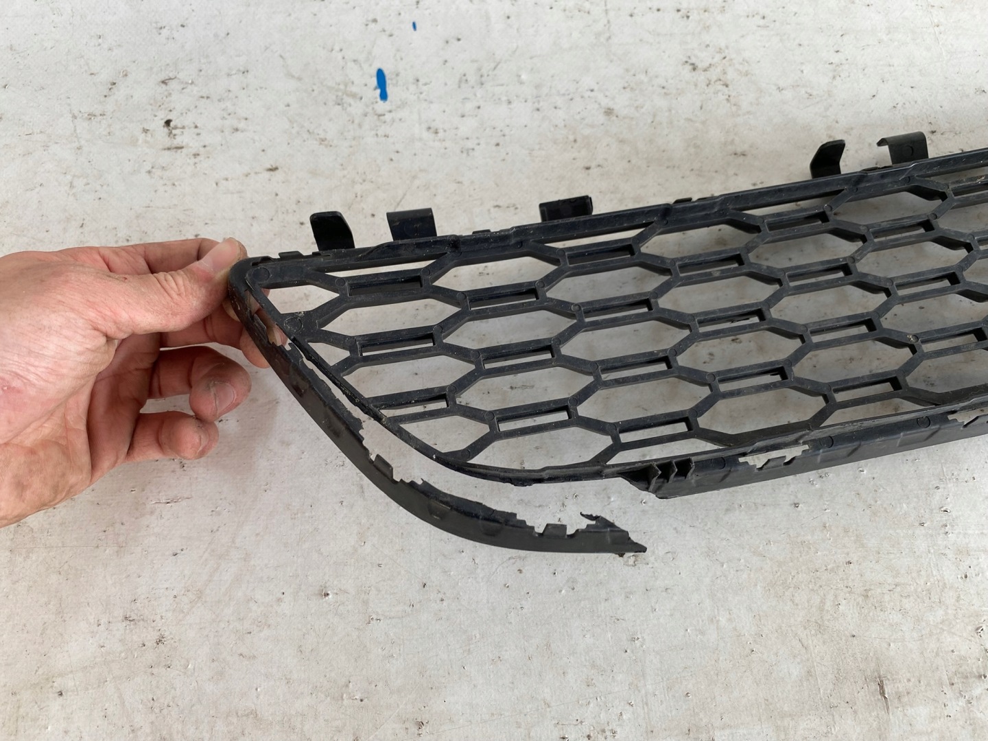 BMW 5 G30 G31 m-packet 17- grid central bumper front 8064931