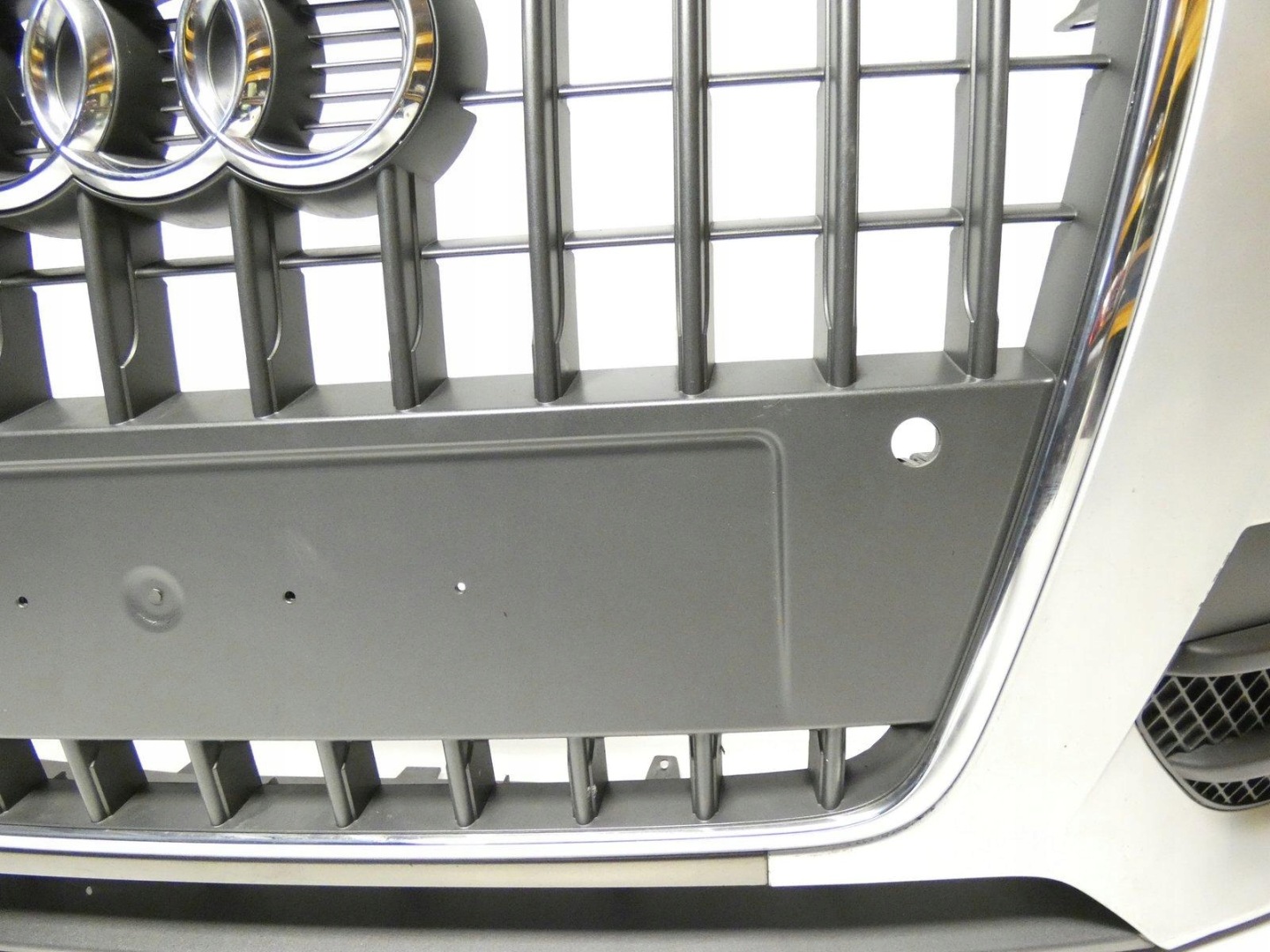 AUDI Q3 8U0807438 below 4 PDC washer 2011-2014 bumper front front