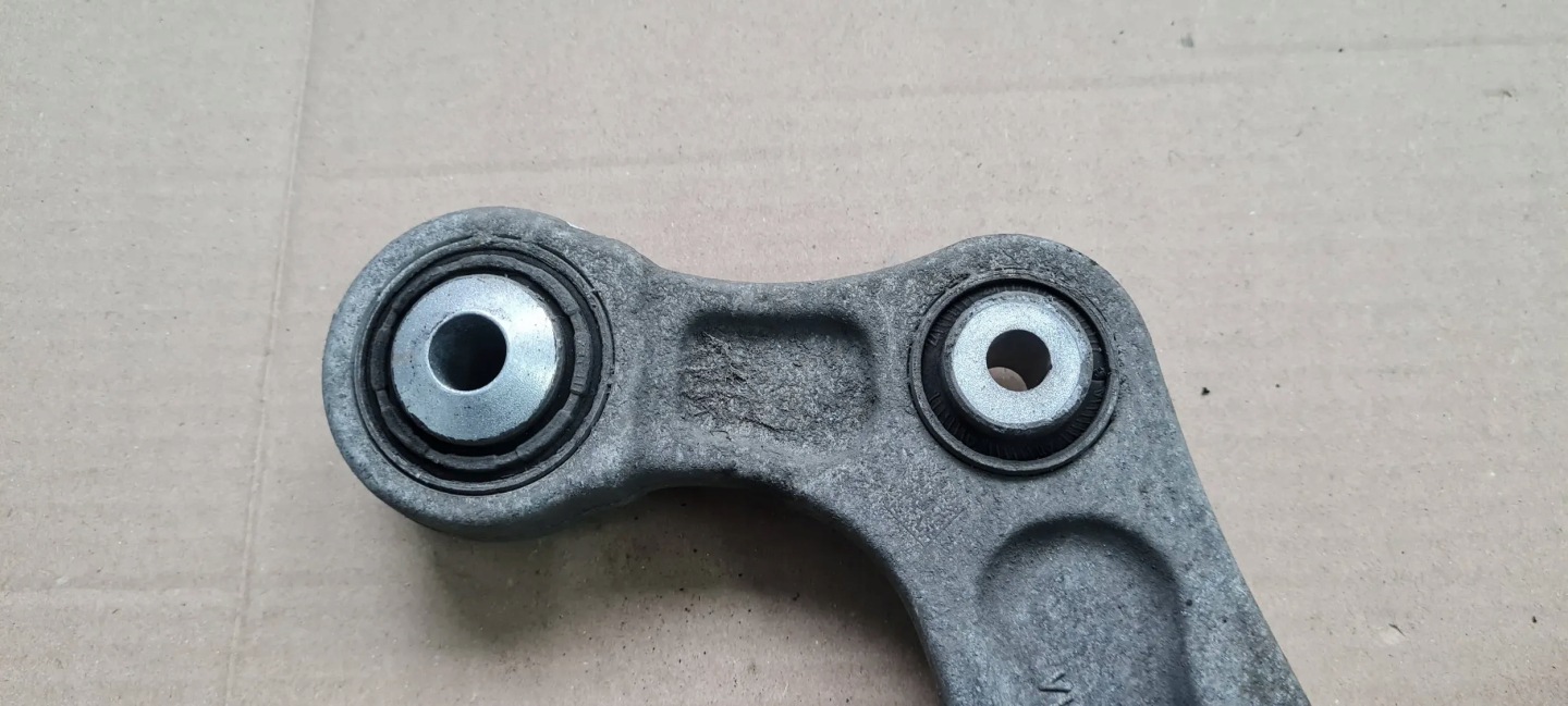 A4 B9 8W QUERLENKER LINKS HECK POPRZECZNY 8W0505361E A5 8W