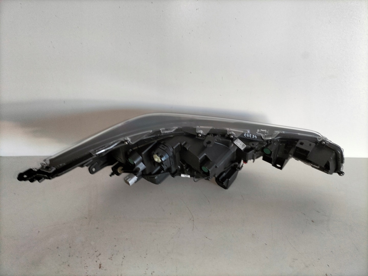 light front reflektor left TOYOTA COROLLA E21 18-22 HB/KOMBI FULL LED