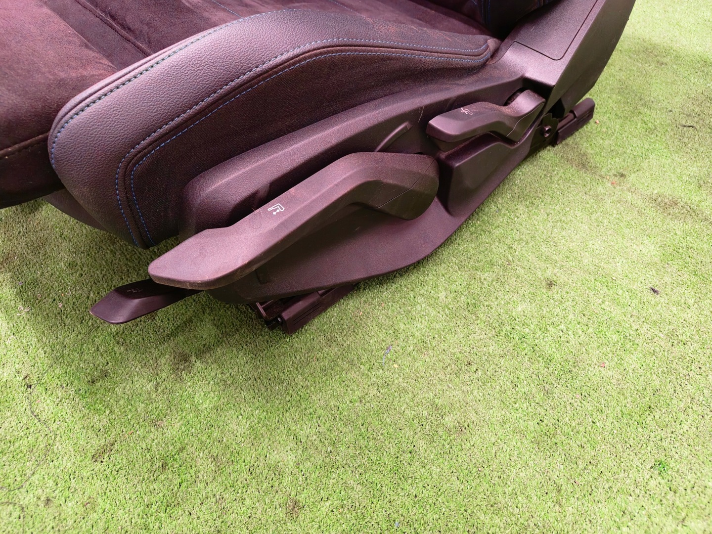 BMW 2 U06 the centre seats TUNEL side upholstery m-packet