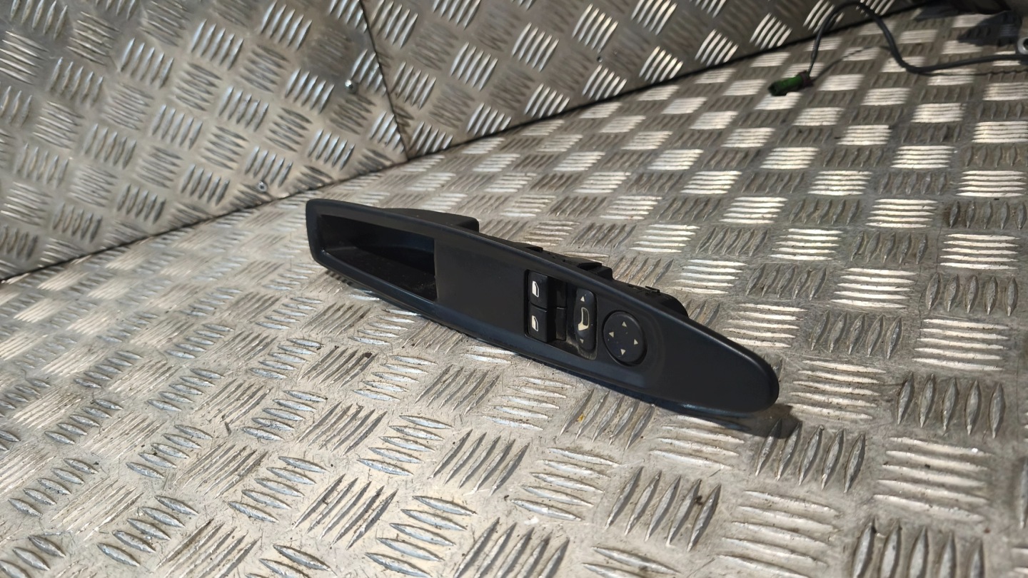 window control switch of mirrors CITROEN C4 2005r