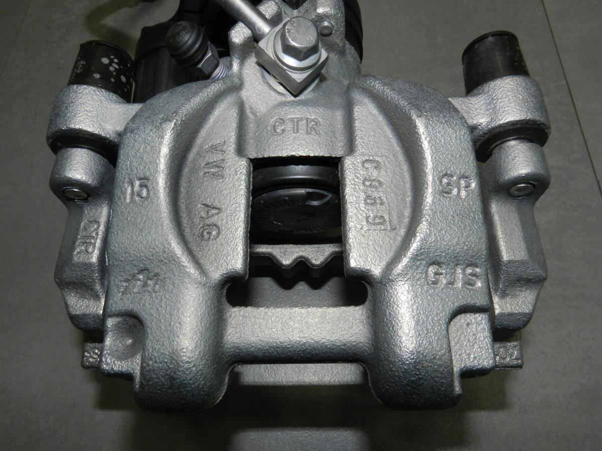 VW ARTEON 2.0 tdi caliper right rear part 3Q0615406AM