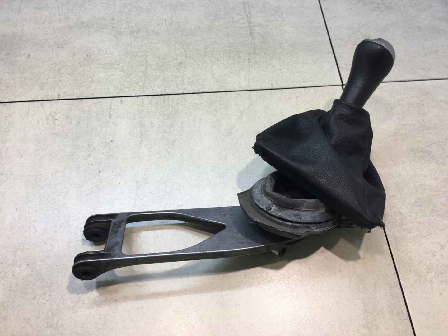 Schalthebel Schalt getriebe BMW 1 E87 7566100