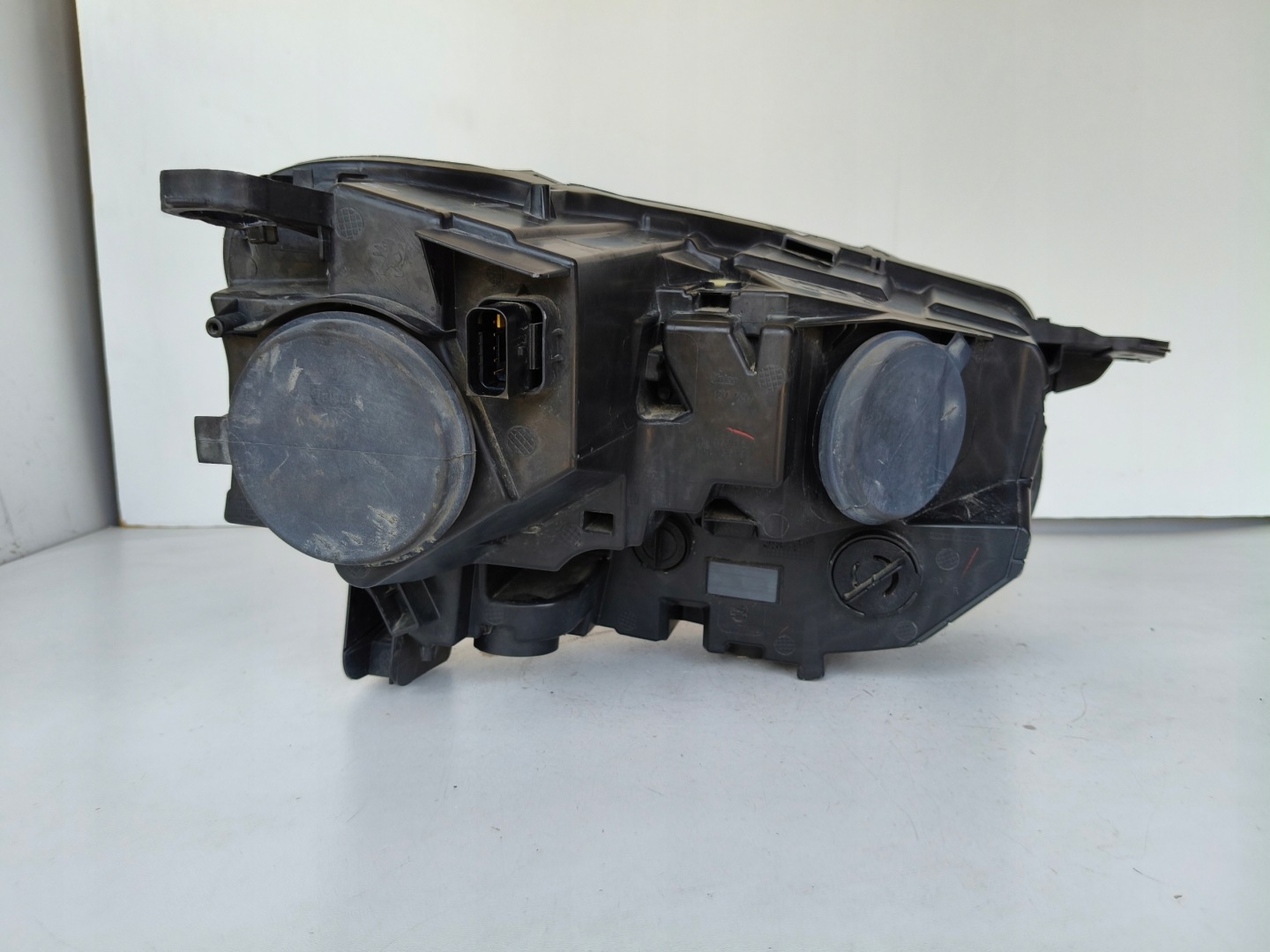 light left REFLEKTOR PEUGEOT PARTNER 18